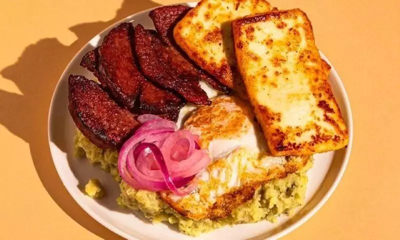 $25 to $100 Towards Food & Drink (Dine in, Delivery or Take Out)