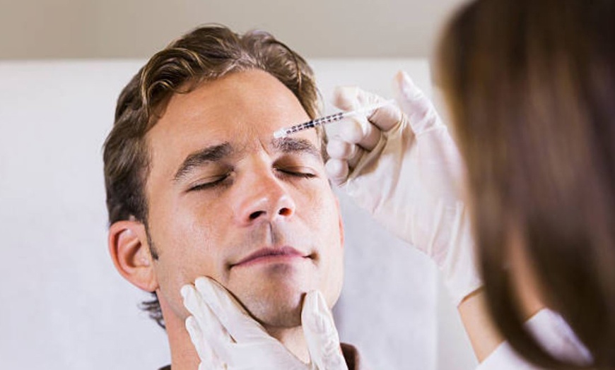 Image 6: Tratamiento reafirmante inyectado en una zona a elegir para 1 persona