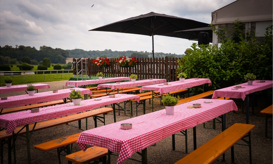 Image 4: Brunch & Biergarten: Menü für 1 bis 4 Personen