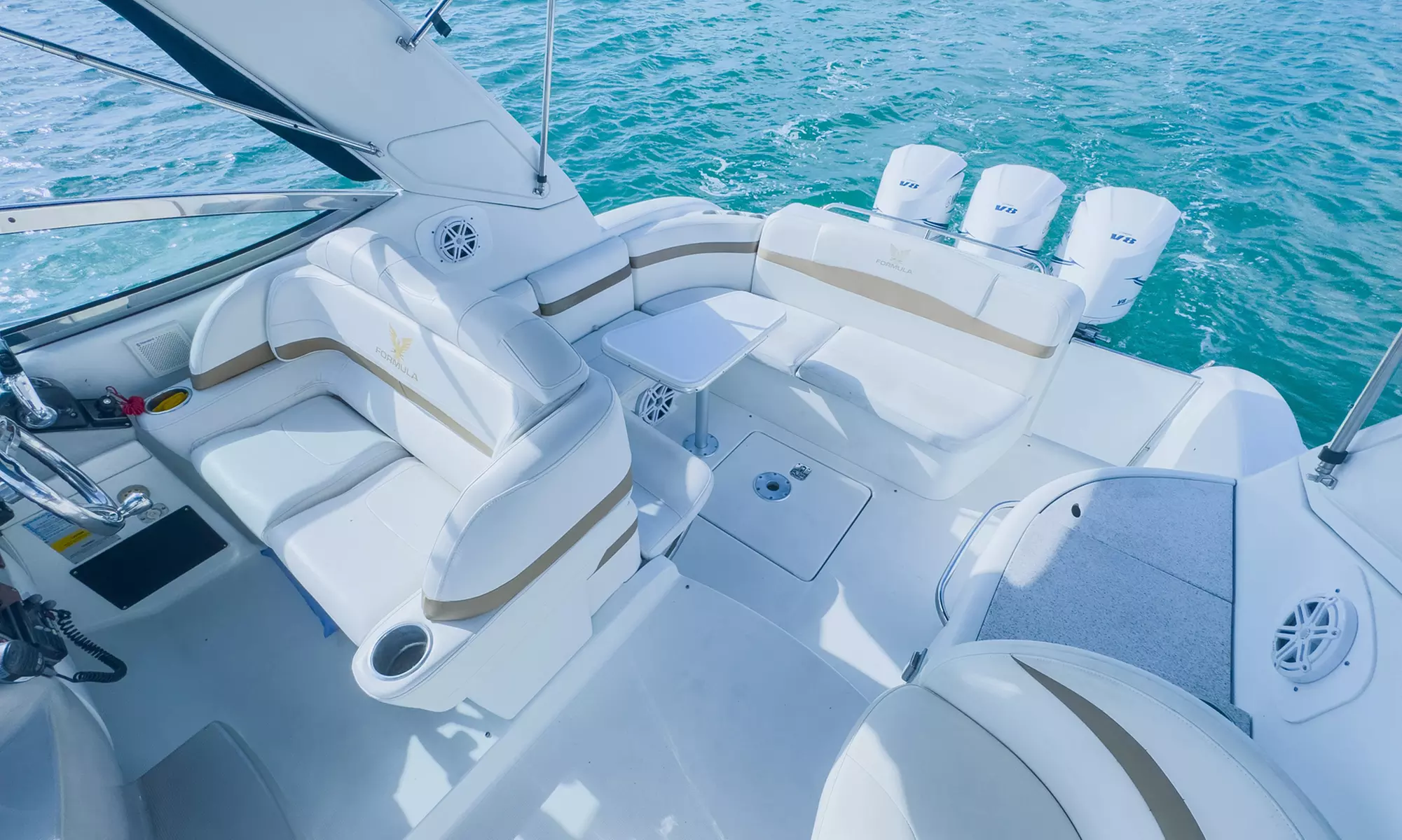 Set Sail for Adventure: Unforgettable Yacht Cruises Await!