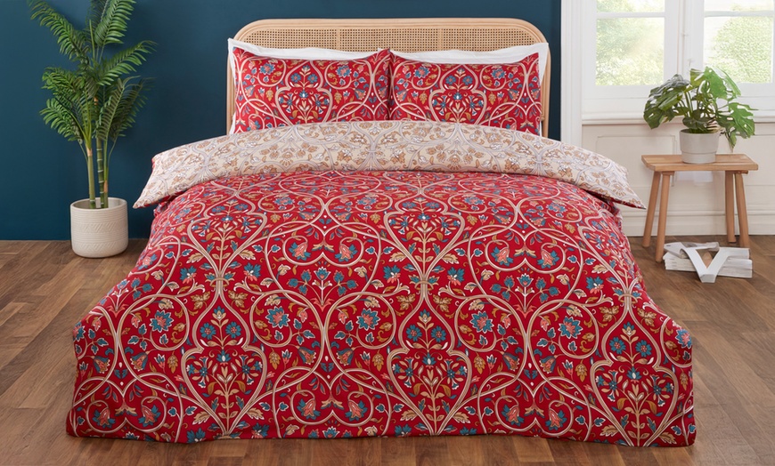 Image 1: Harrow Floral Reversible Duvet Set