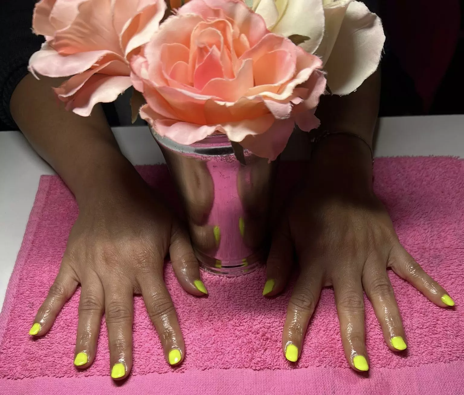 Perfect Gel Polish Nails: New or Removal Options Available