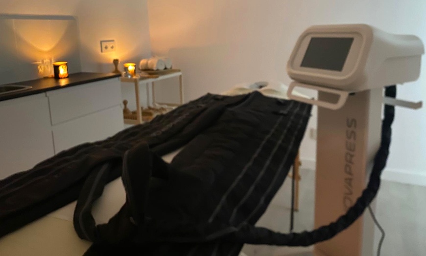 Image 6: Tarifa plana de 1 año de depilación láser en 1 zona corporal a elegir 