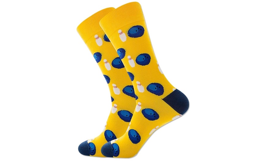 Image 7: 1, 5 oder 10 Paare lustige Herren-Socken mit Ball-Motiv