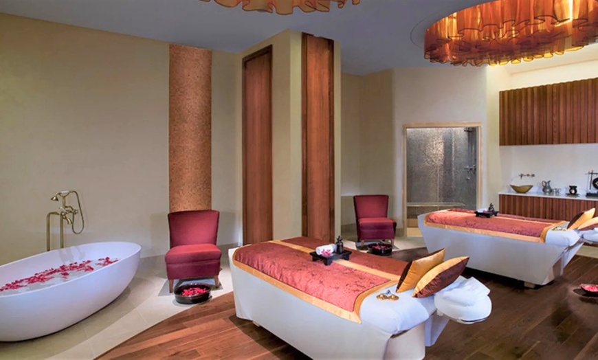 Image 4: Choice of Spa Treatments at The Anantara Spa