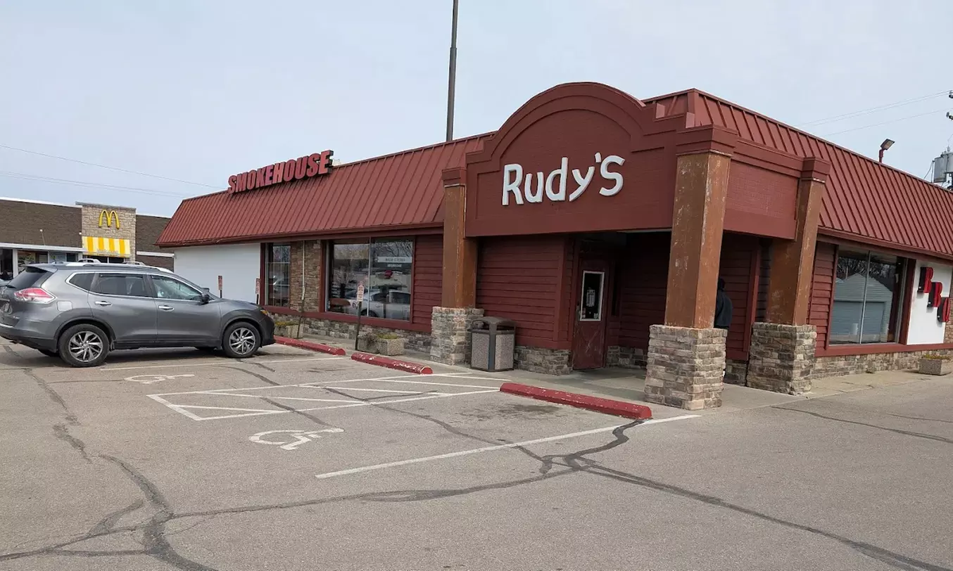 rudy's tobacco Cigars, 6420 E Riverside Blvd, Loves Park, IL 61111, US Rudy's Discount Smoke Shop Tobacco