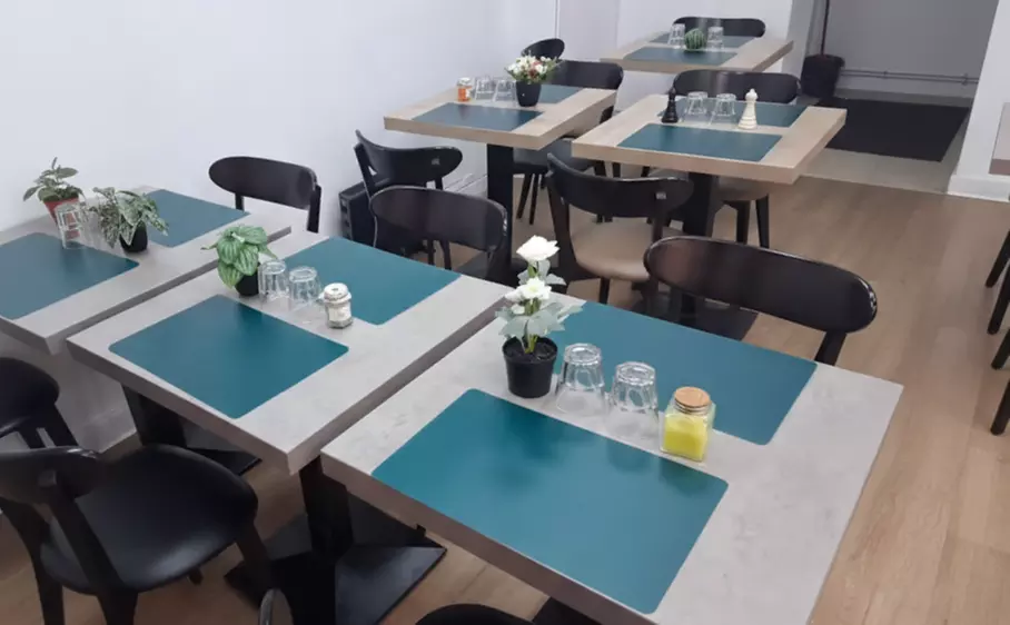 Part de pizza al taglio au cœur du quartier latin