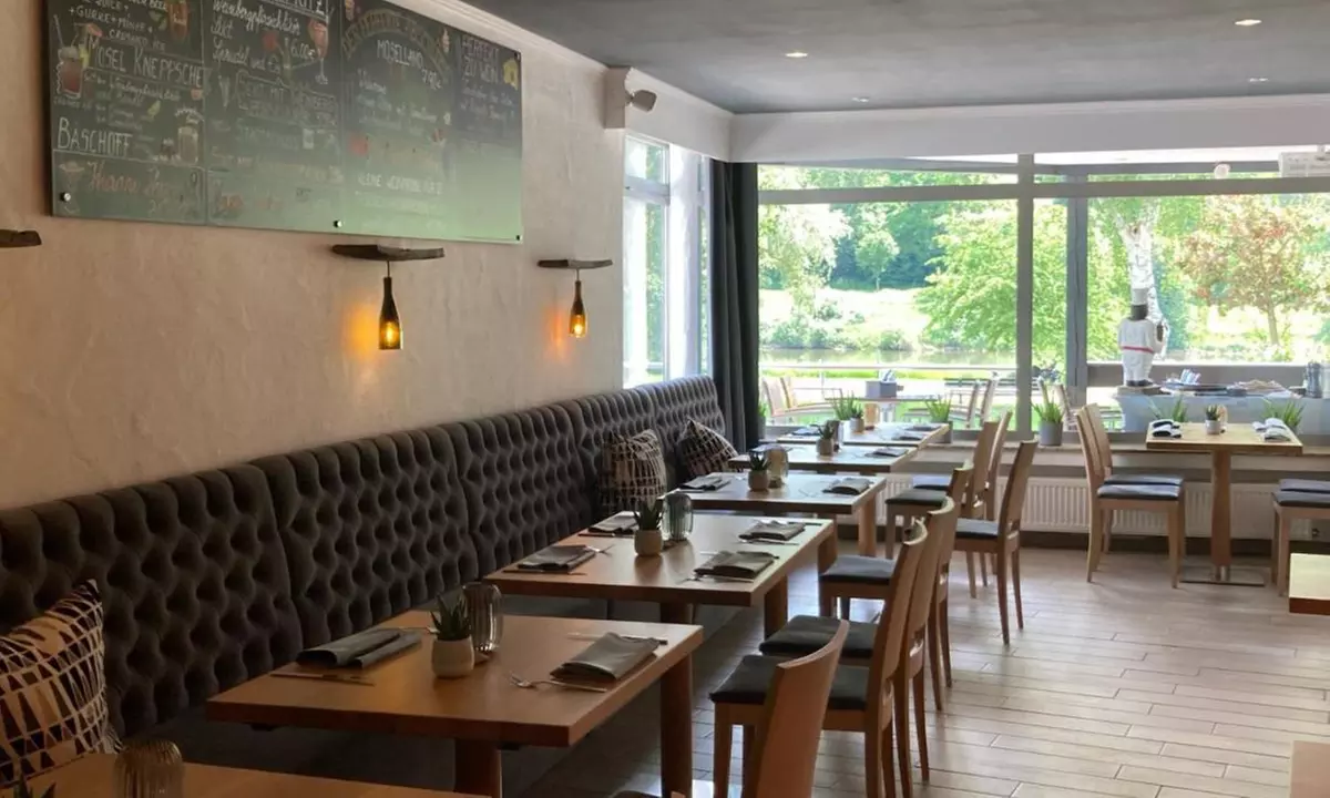 Mosel-Sommer: 2 / 5 Nächte mit Halbpension Plus, Wellness & Weinprobe