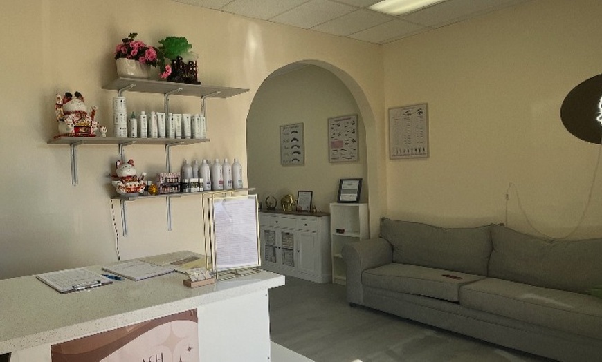 Image 4: Up to 63% Off on Salon - Scalp Care at Glomie Spa