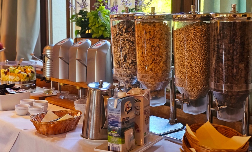 Image 2: Am Ebnisee: 1-2 Nächte mit Frühstück & Eintritt in den Schwaben Park