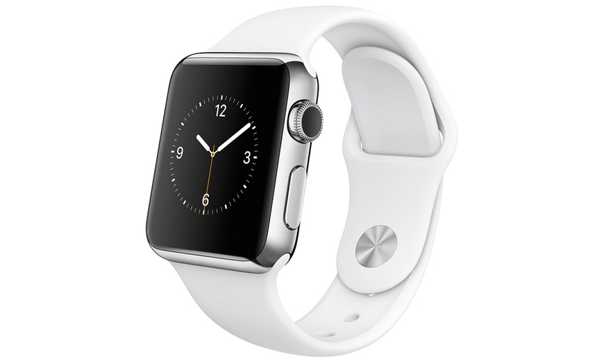 Image 6: Refurbished Apple Watch