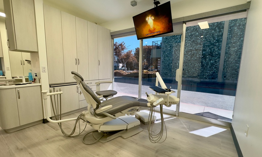Image 2: Emergency Appointment with X-rays, Dental Exam, Cleaning & More 