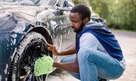 Lavage auto à la main intérieur ou extérieur tous véhicules, hors utilitaires