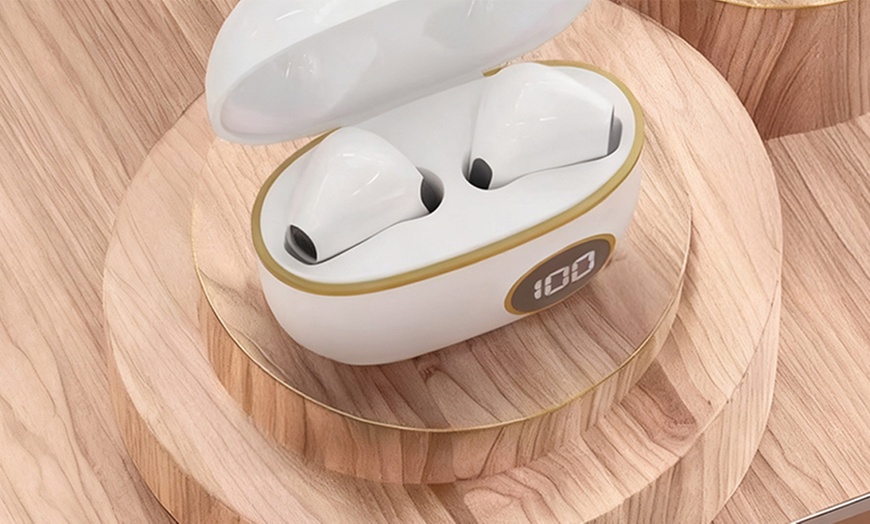 Image 7: Drahtlose Bluetooth-Kopfhörer mit Ladecase