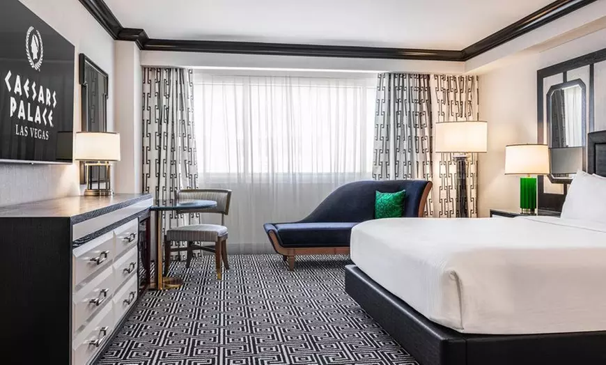 Julius Deluxe Queen Room