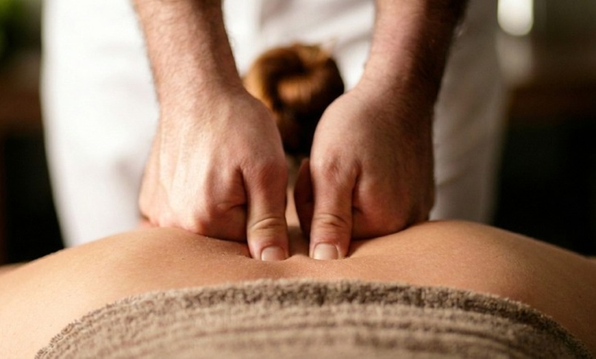Image 3: Relax & Rejuvenate: Swedish Massage & Basic Healing Head Therapy