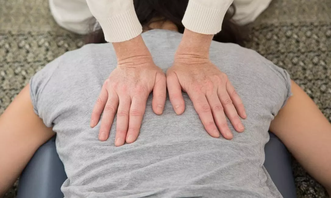 Shiatsu-Behandlung oder Thai-Massage an 1 Zone nach Wahl für 1 Person