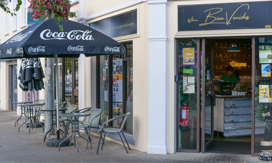 Image 4: Delicious Breakfast & Lunch Deals for 1, 2, or 4 

4o