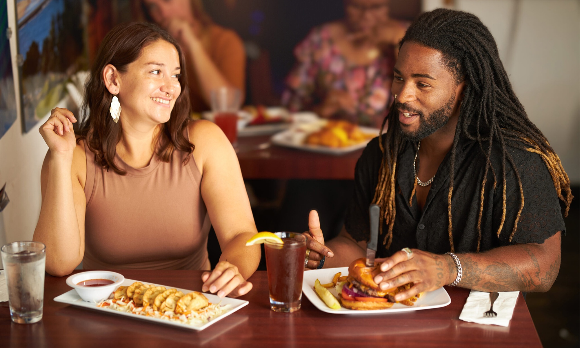 Enjoy Appetizers and Entrees with Drinks at Paradise Lounge