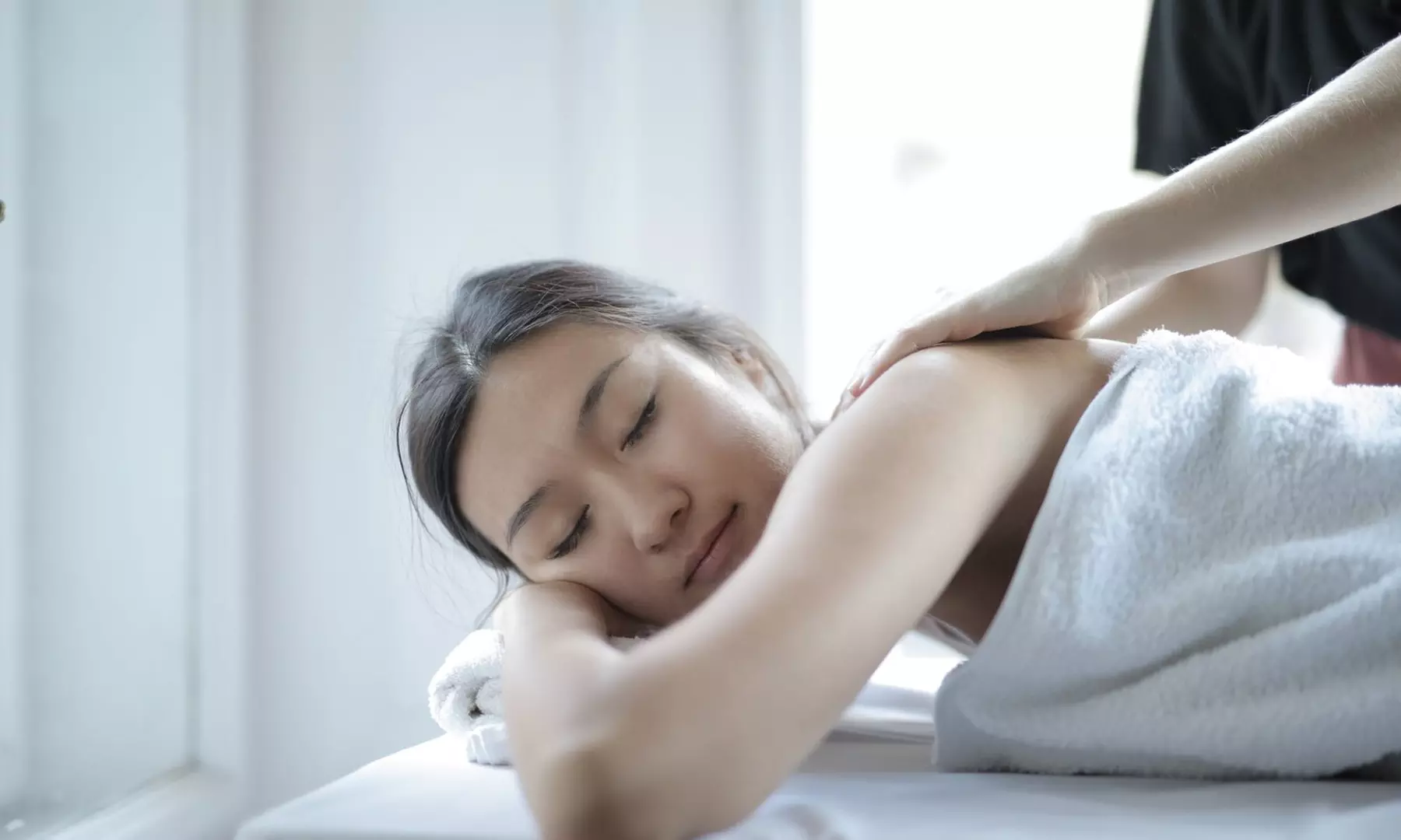 Do 40% zniżki na: Masaż w firmie Pensjonat 4 Pory Roku - Primary Image