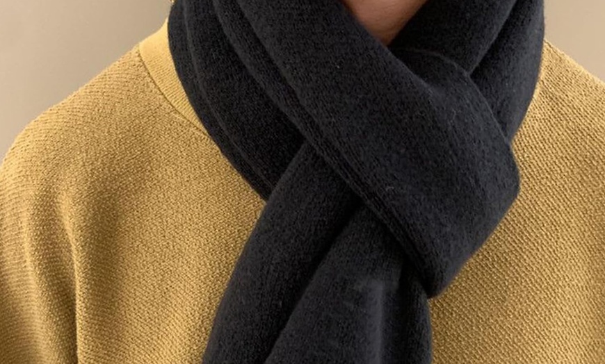 Image 9: Sciarpa in lana unisex