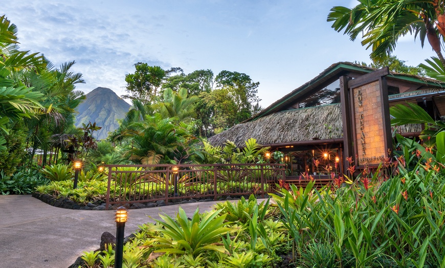 Image 16: ✈ Costa Rica: 5-Night Arenal & Monteverde with Flights & Car