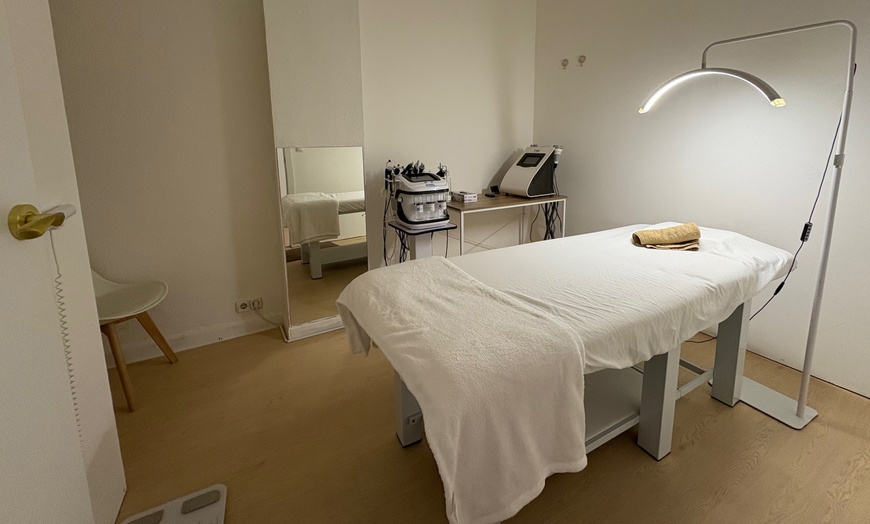 Image 3: 1 o 3 masajes de 45 minutos con técnica a elegir para 1 persona