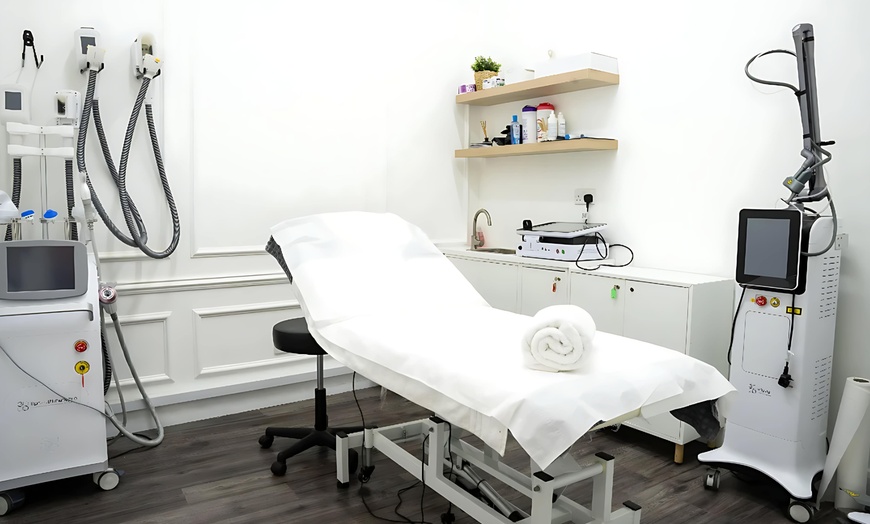 Image 5: Hydrofacial at Layana