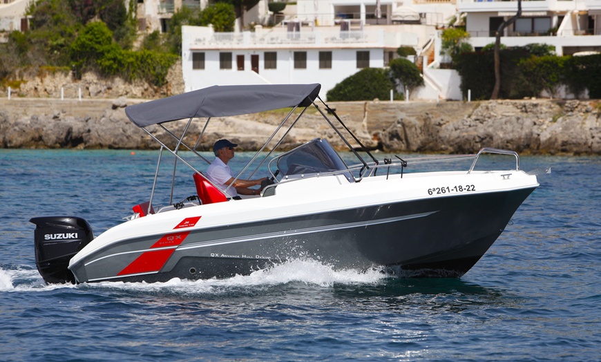 Image 3: Alquiler de barco en las bahías de Alcúdia y Pollença con Quest Heroes