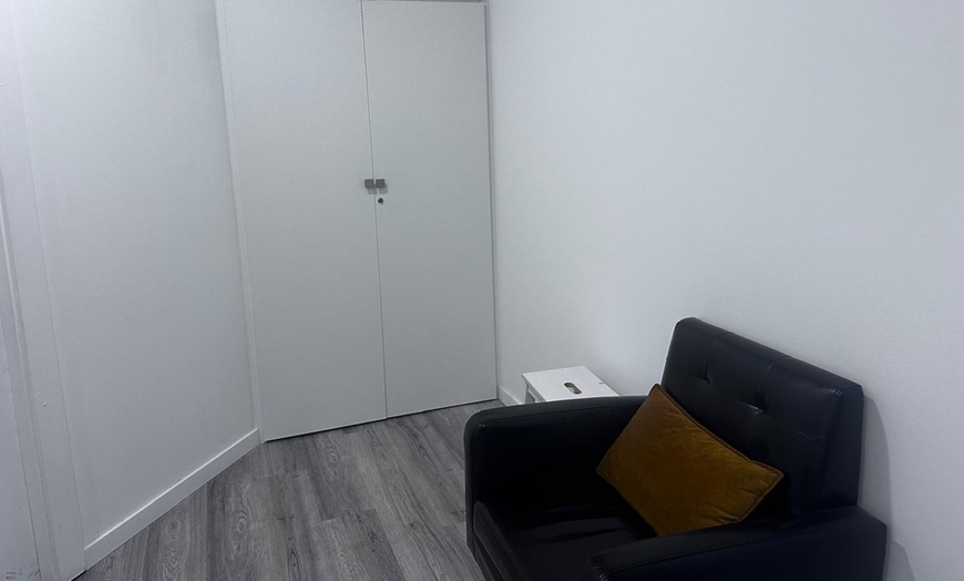 Image 12: Lifting facial: 8 o 12 hilos tensores monofilamento o 6 multifilamento