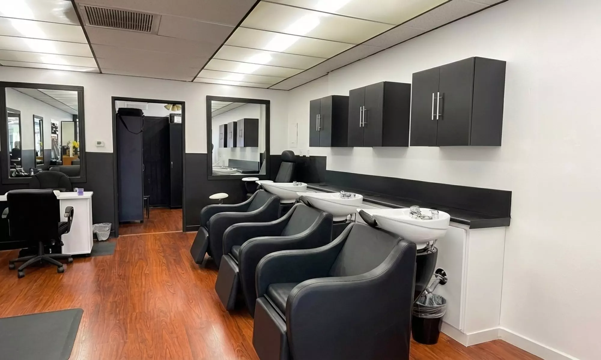 Transform Your Style with a Haircut Service