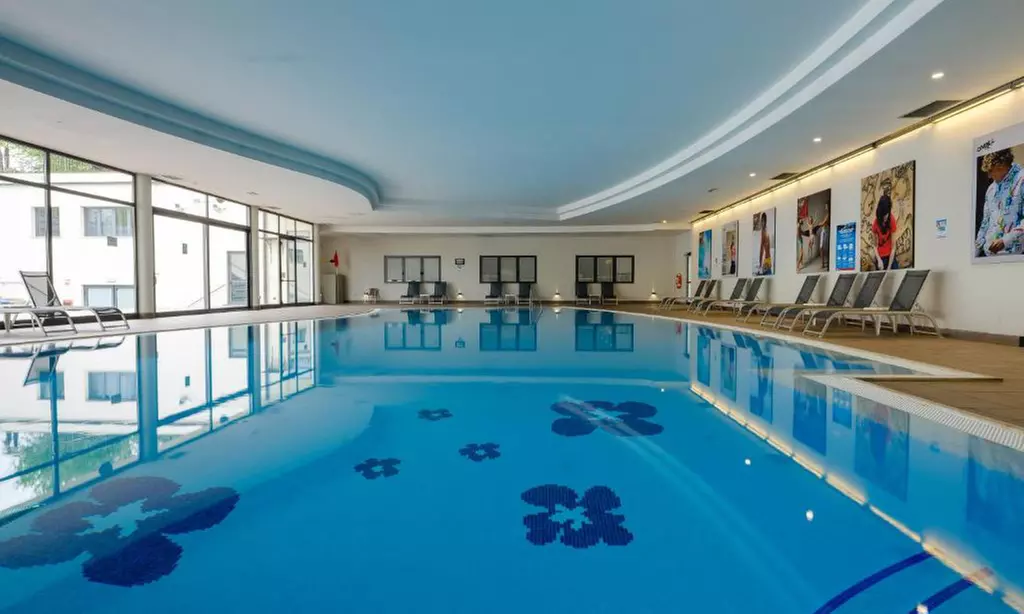 Peschiera del Garda 4*: camera doppia con mezza pensione e Spa