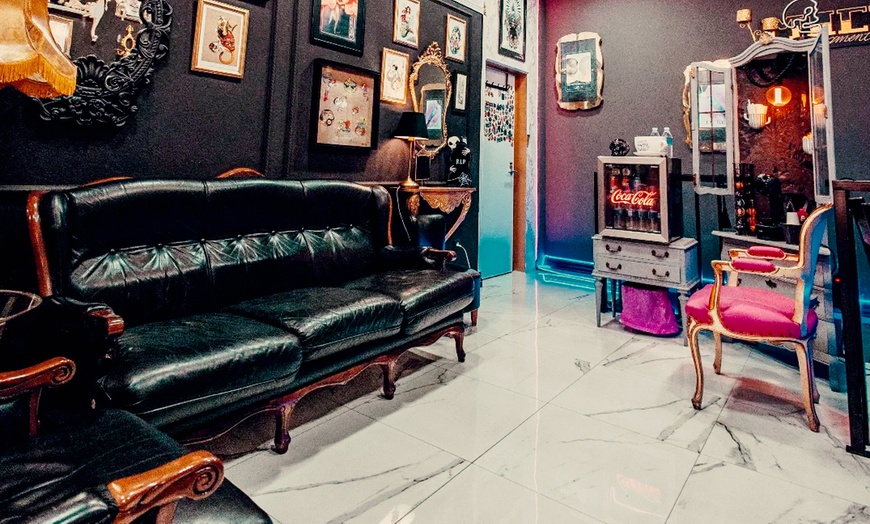 Image 3: 3 o 6 sesiones de eliminación de tatuajes de hasta 100 cm² con láser