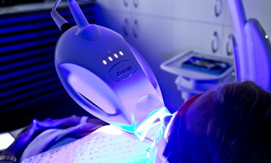 Image 5: Zoom Teeth Whitening