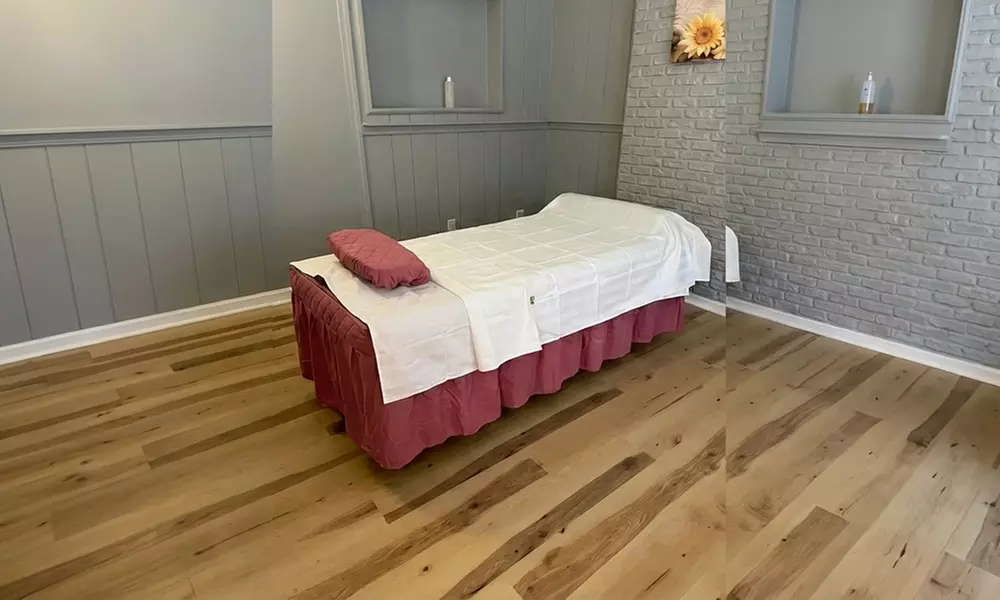 Get One or Three - 60/90 Minute Deep Tissue or Swedish & Hot Stones Options at Versa Massage (Up to 36%Off) - Image 2