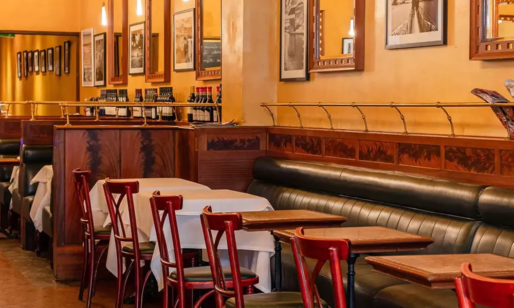 Reichhaltiges Frühstück inkl. je ein Eiergericht für 2 oder 4 Personen