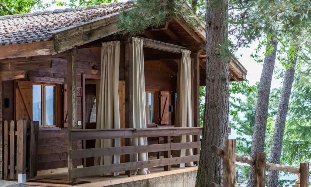 Lucca: camera o chalet Classic con colazione, cena e E-bike