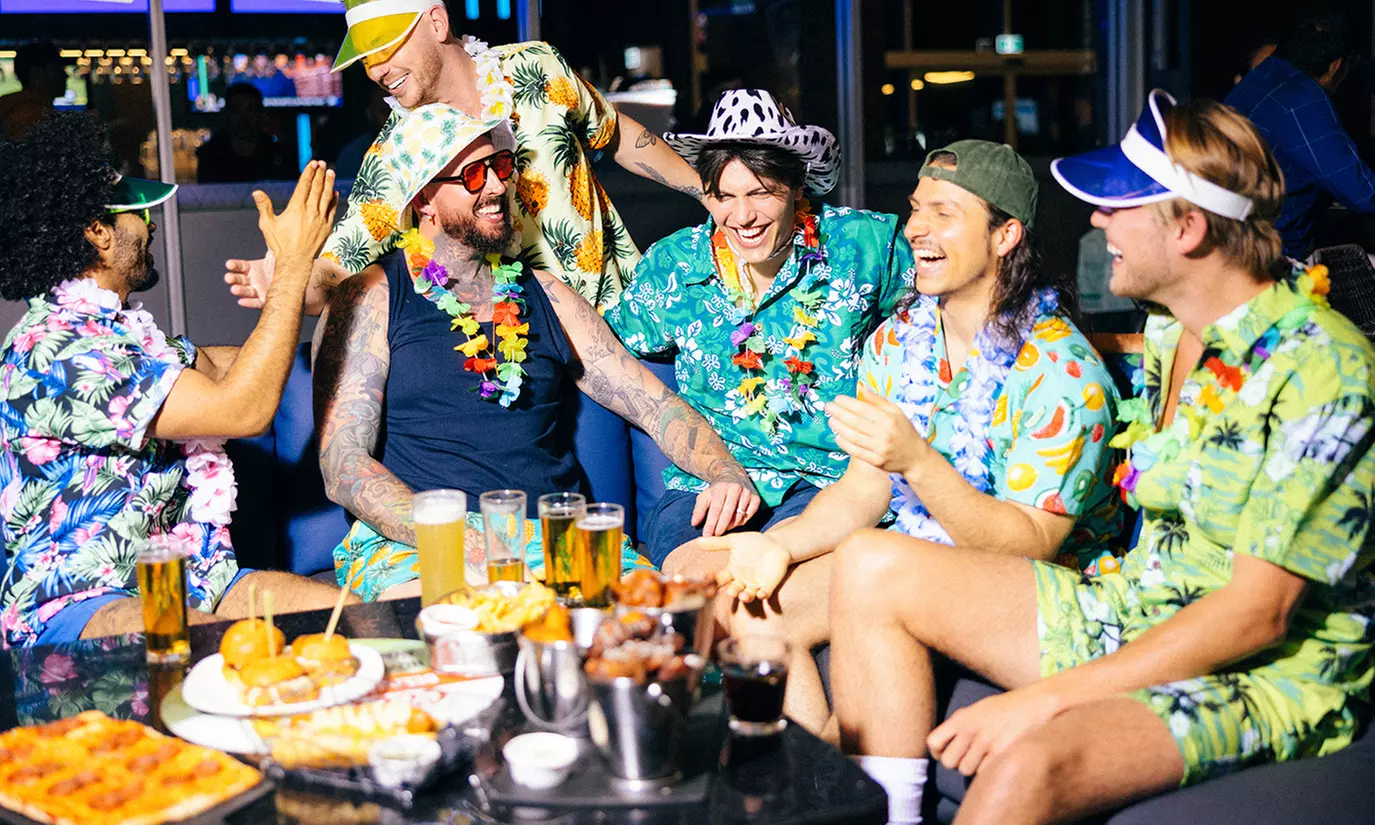 2-Hour Bay Hire & Membership for 6 – Topgolf Gold Coast