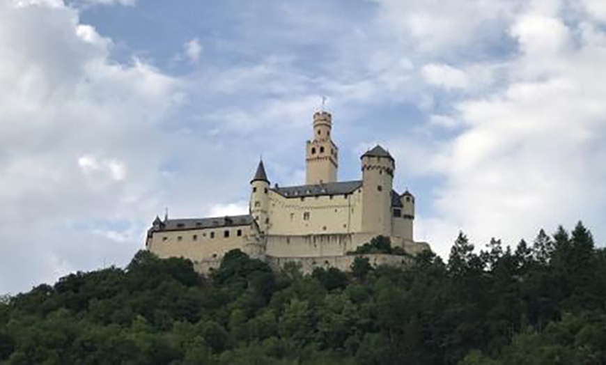 Image 10: Rhein-Moselgebiet: Doppel- oder Zweibettzimmer mit Halbpension