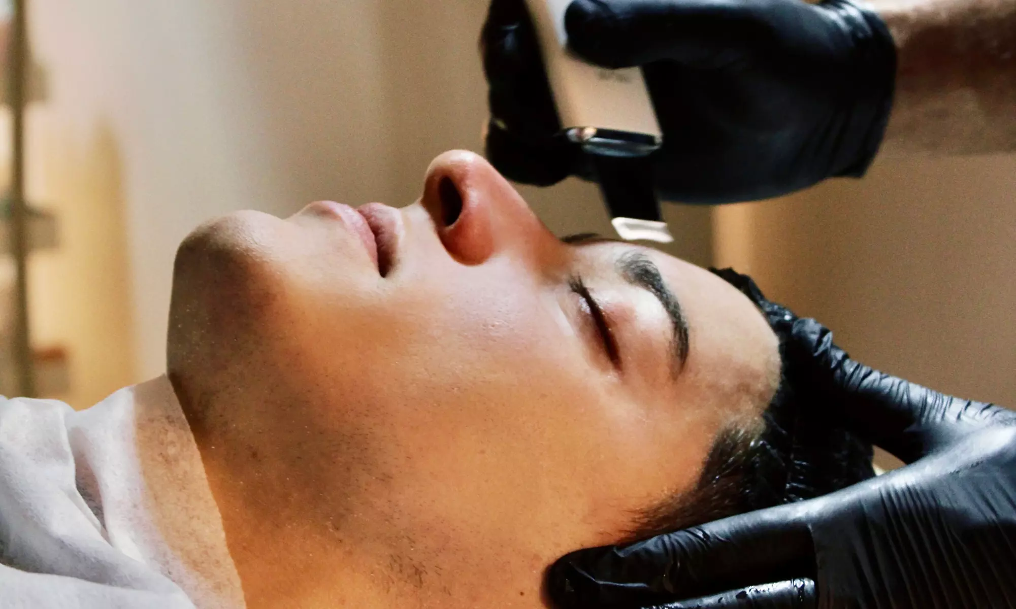 Limpieza facial completa, ojos, microdermo y tratamiento facial extra