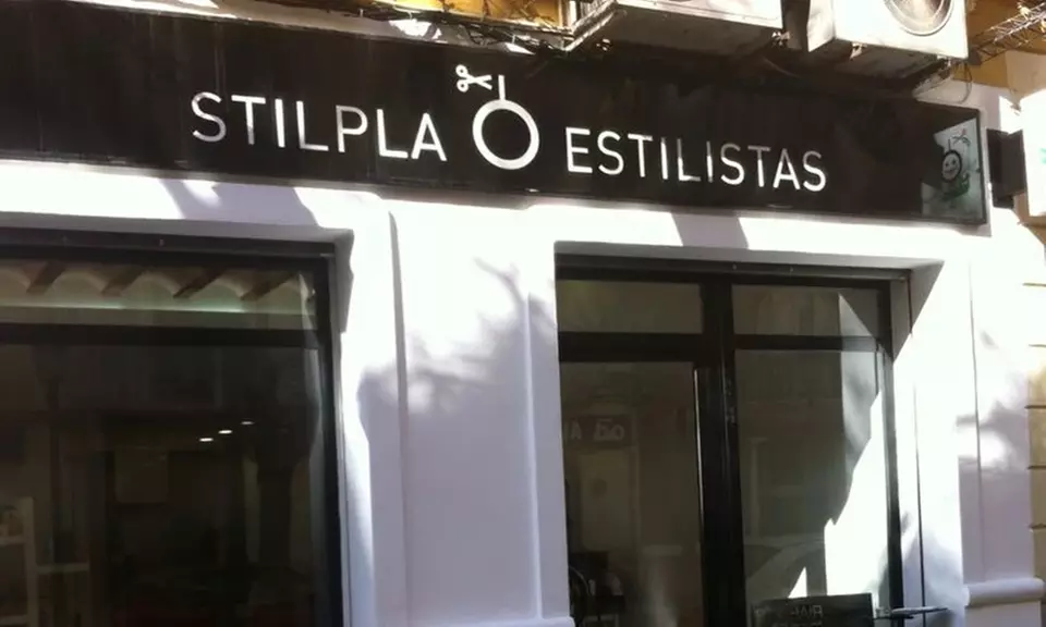 Diagnóstico capilar con oxigenación del folículo y alquimia capilar