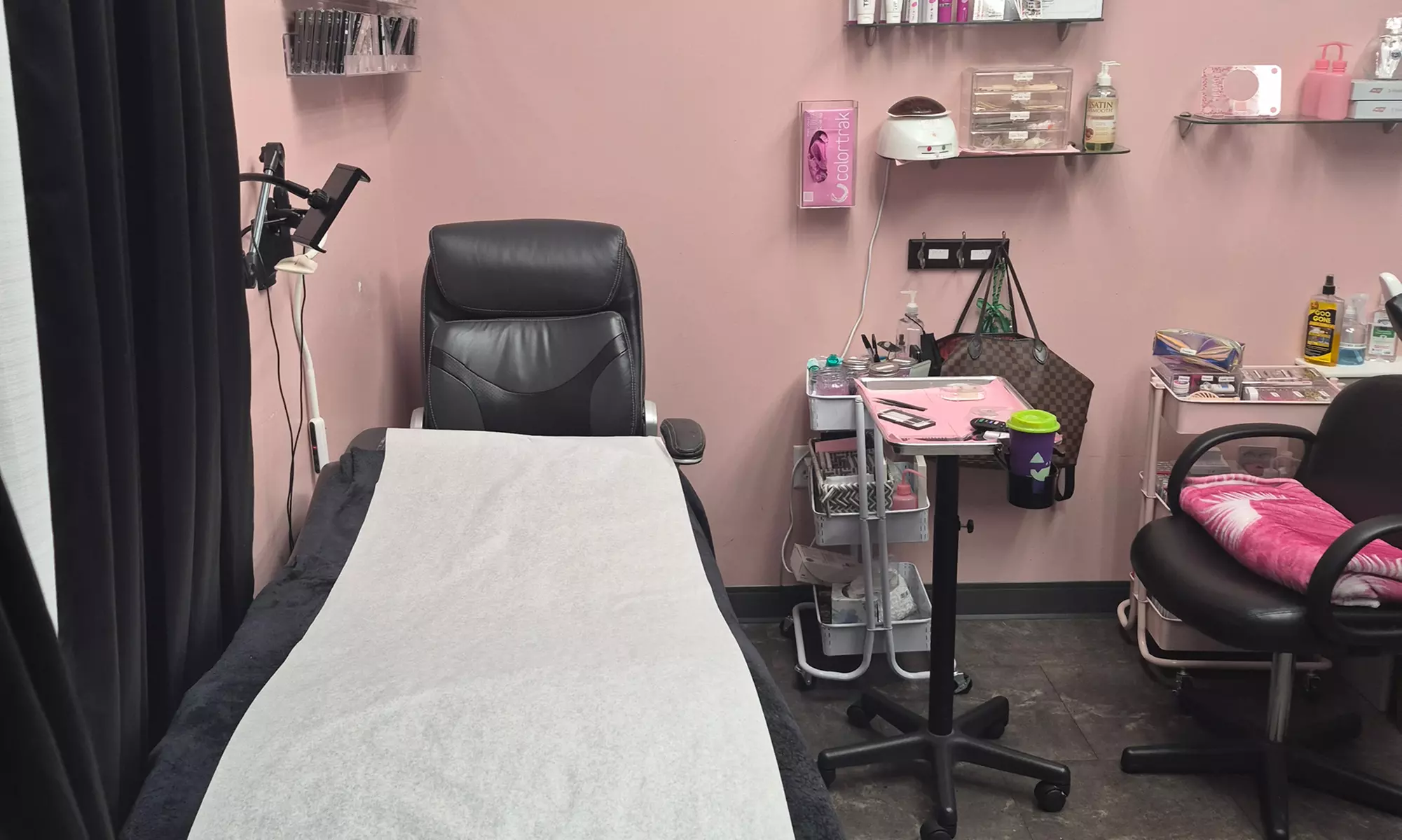 Classic, Russian, or Royal Lash Extensions + Optional Two-Week Fill