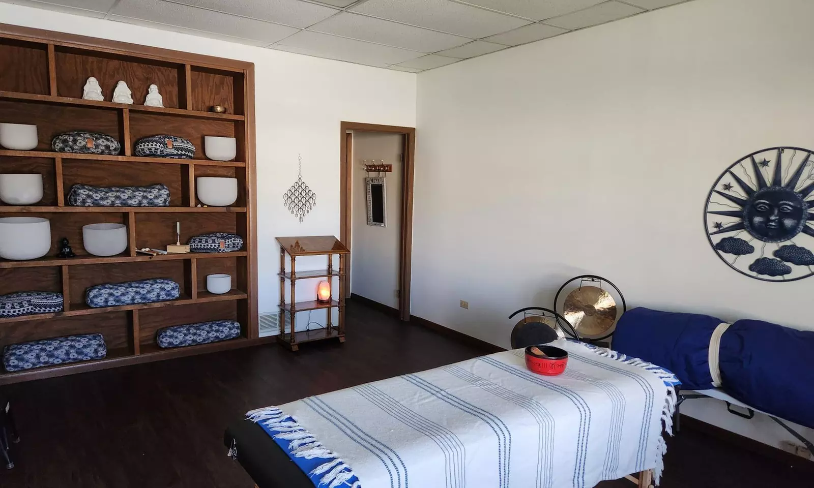 90-Minute Shiatsu Massage with Essential Oils and Warmed Bed