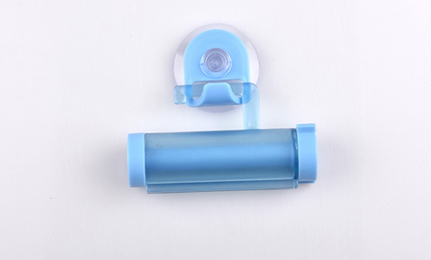 Image 3: Rolling Tube Toothpaste Squeezer