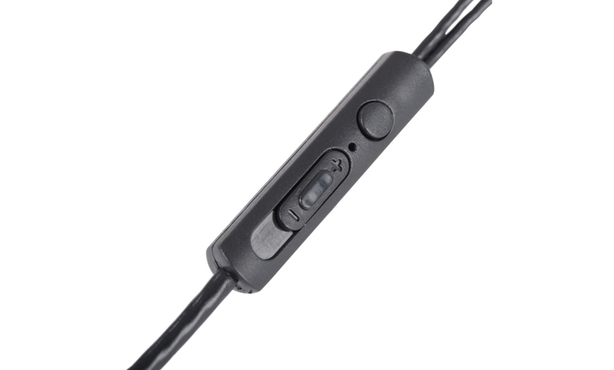 Image 9: Akai Bluetooth Earbuds