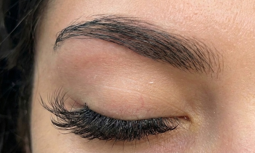 Image 3: Enhance Your Look: Eyebrow with Optional Upper Lip Threading Session
