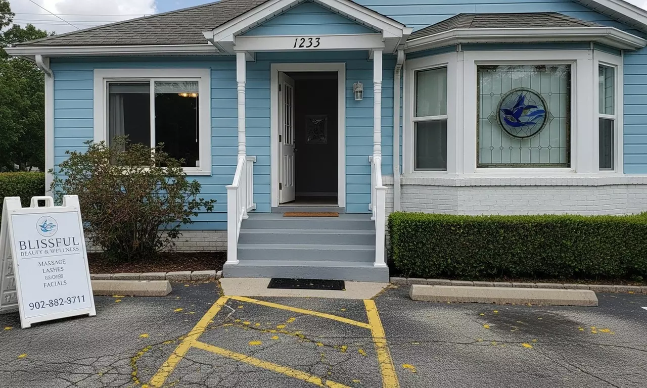 30, 60, or 90-Minute Head Spa w/ Face Mask, Mini, or Customized Facial