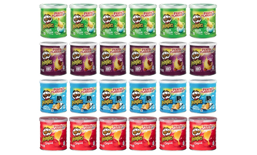 Image 11: 12- or 24-Day Pringles Advent Calendar