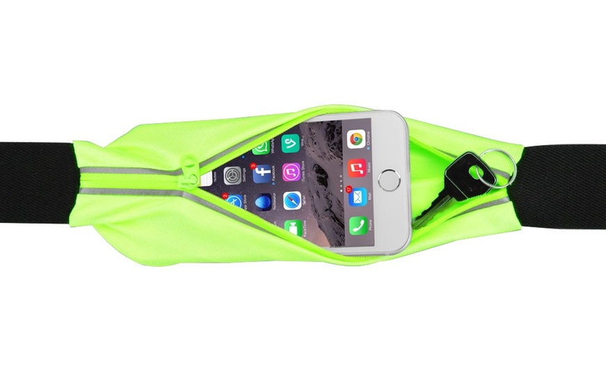 Image 5: Smartphone Pocket Running Belt