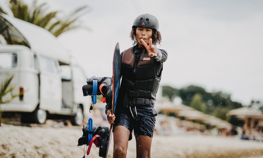 Image 3: 2-Std.- oder Tagesticket für Wakeboarden oder Wasserski für 1 Person